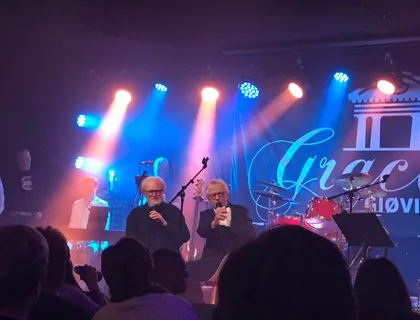 Bilde 2 fra Totenpopens venner, Back to the 60s