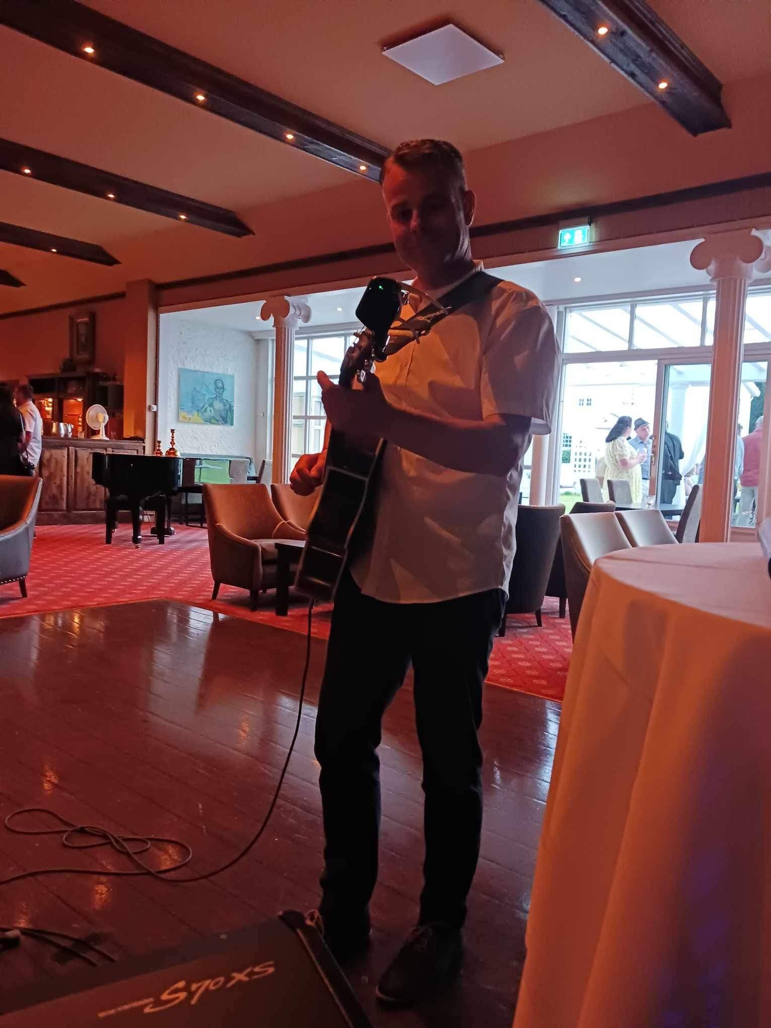 Bilde fra Vy Gjøvikbanen, Sanner gård, Hadeland, 2. aug. 2024