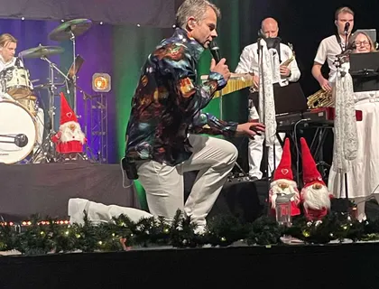 Bilde 4 fra Jul med Elvis vol 2