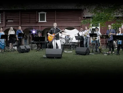 Bilde 2 fra Toner fra tunet