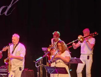 Bilde 9 fra A tribute to Elvis