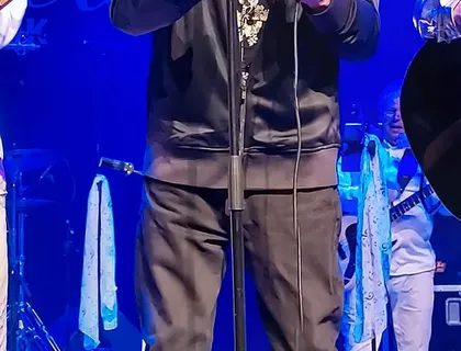 Bilde 5 fra All shook up