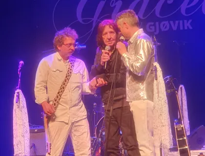 Bilde 6 fra All shook up