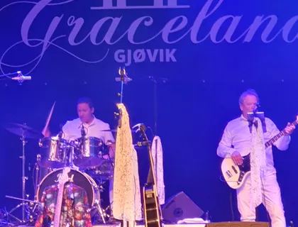 Bilde 7 fra All shook up